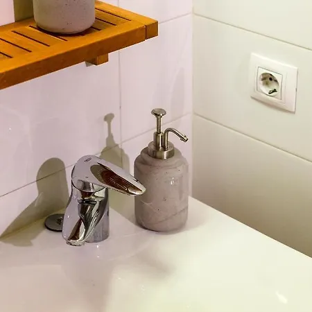 Devesa Park With Private Parking Apartment Girona