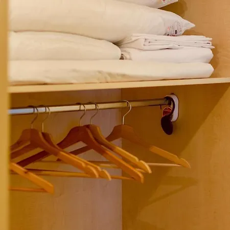 Апартаменти Devesa Park With Private Parking *