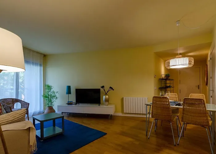 Devesa Park With Private Parking Girona